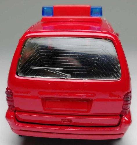 FRANSIZ SOLİDO MARKA İTFAİYE SERİSİ ''FRANSA RENAULT ESCAPE TIBBİ YARDIM'' 1:43 ÖLÇEKLİ METAL GÖVDELİ MODEL ARABA KORUMA PAKETİNDE