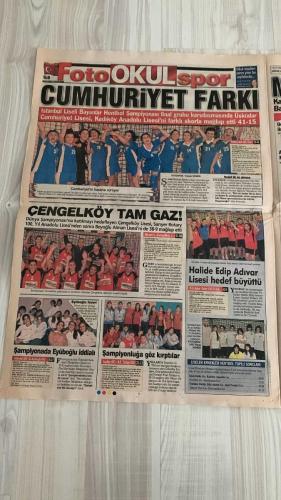 FOTOSPOR SPOR GAZETESİ - TURKISH NEWSPAPER - DOĞUM GÜNÜ HEDİYESİ  - EKSİKSİZ TAM TAKIM GAZETE -    18 OCAK 2007 PERŞEMBE  ARDA TURAN – EMRE BELÖZOĞLU – YILDIRIM DEMİRÖREN – FABIANO ELLER – ATLETICO MADRID – AYMAN – RISP – MARTINEZ – SERKAN BALCI – DEIVID DE SOUZA – RAFAEL (RAFET EL) – ZICO – ALEX DE SOUZA – HALİL ALTINTOP – FALCO GÖTZ – YILDIRAY BAŞTÜRK – MEHMET YOZGATLI – ADNAN POLAT – ÖZHAN CANAYDIN – GERHARD REHBERG – BURHANETTİN KAYA – ÜMİT KARAN – SABRİ SAROĞLU – MEHMET TOPAL – HAKAN ŞÜKÜR – SAIDOU – KEMAL ASLAN – NIHAT ÖZDEMİR – ENDER ALKAYA – ATHENA (GÖKHAN & HAKAN ÖZOĞUZ)  FENERBAHÇE: ZICO: “SAVAŞÇI İSTİYORUM” – FUTBOLCULAR: “ONU ALEX’E SÖYLE HOCAM” – MEHMET YOZGATLI: “BİZİ KORKUTAN RAKİP YOK” – SERKAN BALCI: “BANA SAHİP ÇIKILMADI” – VESTEL MANİSA, RAFAEL (RAFET EL) İÇİN SERKAN VE DEIVID’İ İSTİYOR – HALİL ALTINTOP FENERBAHÇE’Yİ TAKİP EDİYOR, UEFA BAŞARISINA GÖRE KARAR VERECEK – KEMAL ASLAN: “TARAFTARA BORCUMU ÖDEYECEĞİM” – FENERBAHÇE ÜLKER, EUROLEAGUE’DE BARCELONA İLE KARŞILAŞI