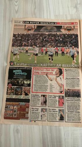 FOTOSPOR SPOR GAZETESİ - TURKISH NEWSPAPER - DOĞUM GÜNÜ HEDİYESİ  - EKSİKSİZ TAM TAKIM GAZETE -    25 OCAK 2007 PERŞEMBE  MATEJA KEZMAN – ROBERTO CARLOS – ALEX DE SOUZA – ZICO – CENK – YILDIRIM DEMİRÖREN – GÖKHAN ZAN – ARSENE WENGER – DAVID BECKHAM – HAKAN ŞÜKÜR – BÜLENT KORKMAZ – YILDIRAY BAŞTÜRK – FALCO GÖTZ – FATİH TURKER – NAZMİ ALKIŞ – CANAN BAYRAM  FENERBAHÇE: LİDER FENERBAHÇE İKİNCİ YARIYA ERCİYESSPOR MAÇIYLA BAŞLIYOR – ZICO: “SOĞUK VE DON TEHLİKESİNE DİKKAT” – ERCİYES MAÇI ÖNCESİ UYARILAR: “BÜLENT’İN TAKIMINA DİKKAT EDİN” – KEZMAN: “100. YILA ADIMI YAZDIRMAK İSTİYORUM” – ALEX VE CENK’İN İSTATİSTİKLERİ KARŞILAŞTIRILDI – ŞÜKRÜ SARACOĞLU’NDA IŞIKLANDIRMA TARTIŞMASI – FENERBAHÇE ÜLKER EUROLEAGUE’DE BARCELONA İLE KARŞILAŞIYOR.  GALATASARAY: HERTHA BERLİN’E YILDIRAY BAŞTÜRK’ÜN GOLÜYLE MAĞLUP OLDU – HAKAN ŞÜKÜR’E ABD’DEN TEKLİF: LA GALAXY TRANSFER LİSTESİNE ALDI – ÖZHAN CANAYDIN: “HAMİT SEZON SONU GELECEK” – GERETS: “BU KADROYLA DA ŞAMPİYON OLURUZ.”  BEŞİKTAŞ: ARSENAL, GÖKHAN ZAN İÇİN