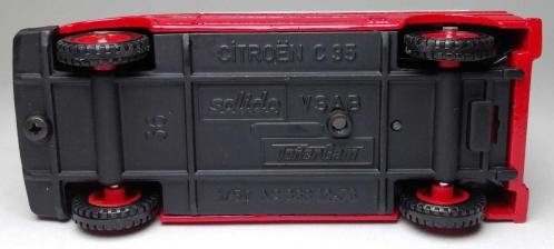 FRANSIZ SOLİDO MARKA İTFAİYE SERİSİ ''FRANSA CİTROEN C35 VSAB ACİL YARALANMA MÜDAHALE'' 1:50 ÖLÇEKLİ METAL GÖVDELİ MODEL ARABA KORUMA PAKETİNDE