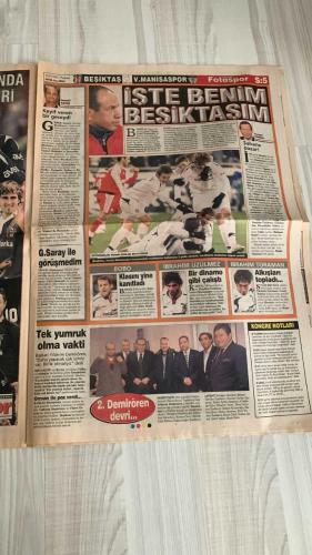 FOTOSPOR SPOR GAZETESİ - TURKISH NEWSPAPER - DOĞUM GÜNÜ HEDİYESİ  - EKSİKSİZ TAM TAKIM GAZETE -   29 OCAK 2007 PAZARTESİ  BOBO – NOBRE – RICO – YILDIRIM DEMİRÖREN – FATİH TÜRKER – SİNAN ENGİN – HAYRİ ÜLGEN – ZAFER ÖĞER – ADNAN POLAT – HASAN ŞAŞ – ÜMİT KARAN – HAMİT ALTINTOP – SEMİH HAZNEDAROĞLU – ÖZHAN CANAYDIN – CARRUSCA – SAŞA İLİÇ – JAVIER CLEMENTE – MONDRAGON – TOMAS – YAKUP SEVİNDİK – ŞİNASİ SERÇE – HÜSEYİN ÇAĞLAR – AZİZ YILDIRIM – APPIAH – EDU – UĞUR BORAL – SERDAR KULBİLGE – TUNCAY ŞANLI  FENERBAHÇE: ERCİYESSPOR MAÇINDA SON DAKİKADA BERABERLİK – ZICO’NUN DİLİ SÜRÇTÜ, ELEŞTİRİLER ARTTI – SERKAN VE APPIAH KAVGAYI BARIŞA ÇEVİRDİ – EDU VE UĞUR: “ARKADAŞLIK ÜST DÜZEYDE” – VOLKAN’IN YEDİĞİ GOL SONRASI KUPADA KALECİ SERDAR KULBİLGE OYNAYABİLİR – TUNCAY VE APPIAH’IN FORMSUZLUĞU ELEŞTİRİ KONUSU – KEZMAN: “100. YILA ADIMI YAZDIRMALIYIM.”  GALATASARAY: ANKARASPOR’U 2-0 YENDİ – GOLLER HAKAN ŞÜKÜR VE SABRİ’DEN – PUAN FARKI 5’E İNDİ – ÜMİT KARAN: “HER YERDE VARIM” – ADNAN POLAT: “FENERBAHÇE İ