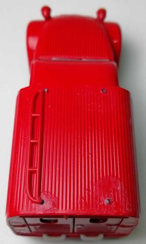 FRANSIZ SOLİDO MARKA İTFAİYE SERİSİ ''FRANSA CİTROEN 2CV CAMIONETTE ACİL MÜDAHALE ARACI'' 1:50 ÖLÇEKLİ METAL GÖVDELİ MODEL ARABA KORUMA PAKETİNDE