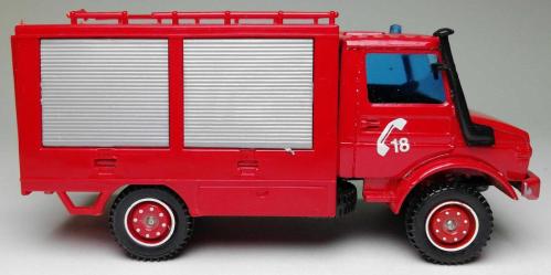 FRANSIZ SOLİDO MARKA İTFAİYE SERİSİ ''FRANSA MERCEDES UNIMOG'' 1:60 ÖLÇEKLİ METAL GÖVDELİ MODEL ARABA KORUMA PAKETİNDE