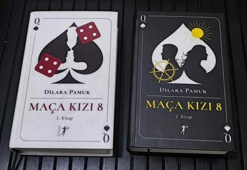 Maça Kızı 8 | 1. ve 2. Kitap Lotu | Ciltli