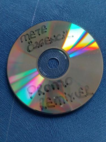 METE ÖZGENCİL OLMALI CD +promo remixler hediye
