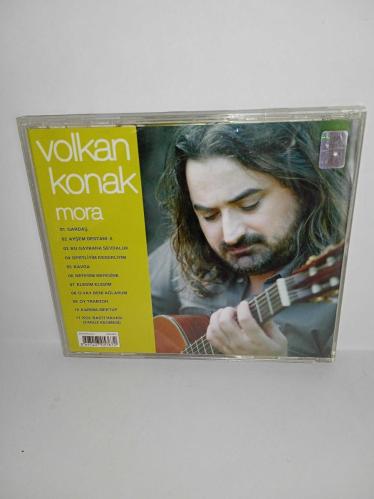 Cd Volkan Konak Mora albümü. Orijinal. Disk ve kartonet tertemiz. Sorunsuz çalışıyor. Koleksiyonluk