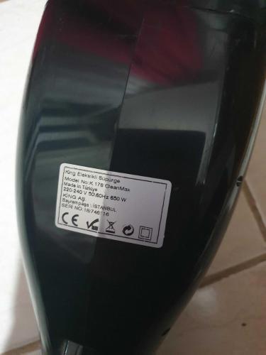 King elektrik süpürgesi  çalışıyor.