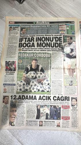 PAS SPOR GAZETESİ - 14 KASIM 2002 - RUHUNA EL-FATIHA - BRAG DA TARİH YAZALIM - ASLAN'IN AVRUPA'YA VEDA ETMESİ TERİM'E BİR DARBE DAHA VURDU - İFTAR İNÖNÜ'DE BOGA MÖNUDE - FEDAKAR CORDOBA - HOLIGAN ALARMI! - 12.ADAMA AÇIK ÇAĞRI - MATADORLAR İSTANBUL'DA - J.MANUEL ESNAL İDDİALI - KİLİT ADAM ORTEGA - YILDIRIM'DAN BÜYÜK TEHDİT! - FENER'E DEVLET KORUMASI - POTADA 'KULÜPLER BİRLİĞİ'NE DOĞRU - TERİM - MONDRAGON - MUSTAFA - ÇALIMBAY - CORDOBA - AHMET DURSUN - SERGEN - PANCU - LUCESCU - TOLGA - PASCAL GARIBIAN - JOSE MANSEN - ERDİ ARPACI - J.MANUEL ESNAL - SAVAS AY - SERDAR - ORTEGA - AZİZ YILDIRIM - MUZAFFER ÖZAYDIMLI - JOHNSON - MUHARREM UĞUR - ADNAN DİNÇER - HALUK ÇUBUKÇU - UGUR TÜTÜNEKER - FUAT YAMAN - ALİ KALENDER - HALİL MUTLU - RAMAZAN KOÇ - NİHAT UZUN - RAMAZAN GÜVEN - DURSUN CİMŞİT - CİHAN - DE BOER - BALİÇ - GERARD - GEOVANNI - ADRIAN ILIE
