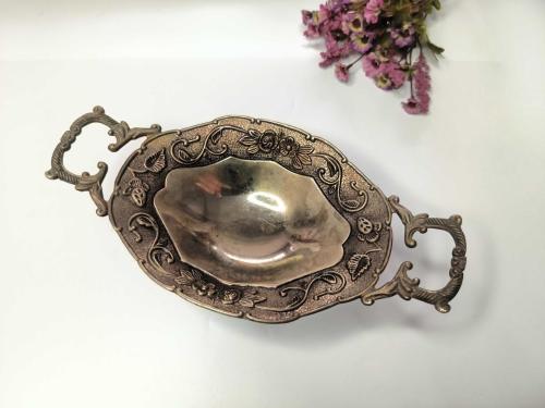 LOT.14 » Gümüş Kaplama Şekerlik - Eski Metal Ayaklı Şekerlik - Masa üzeri Sunum Tabağı - Kase