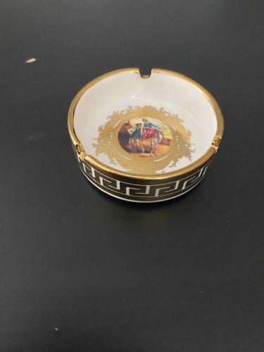Royal Porselen Küllük