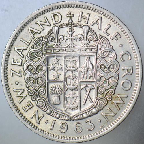 YENİ ZELANDA YARIM CROWN 1963 KRALİÇE II. ELİZABETH. 32 mm.