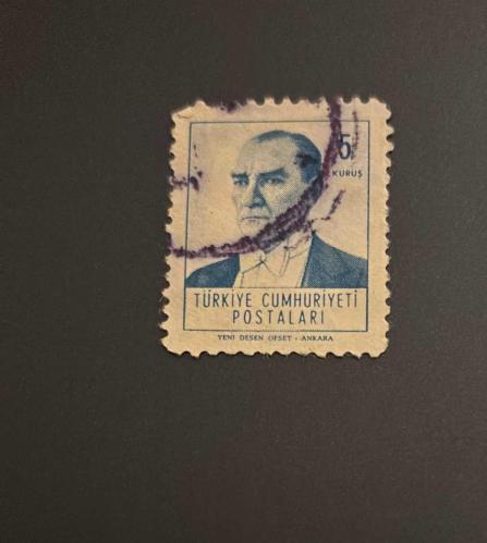 Türk Pulu - Turkish Stamp -  Postadan Geçmiş Pul Filateli - DAMGALI - ATATÜRK TEMALI PUL , 5 KURUŞ - Türkiye Cumhuriyeti - NOSTALJİK DOĞUM GÜNÜ HEDİYESİ