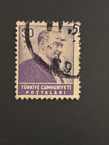 Türk Pulu - Turkish Stamp -  Postadan Geçmiş Pul Filateli - DAMGALI - ATATÜRK TEMALI PUL , 30 KURUŞ - Türkiye Cumhuriyeti - NOSTALJİK DOĞUM GÜNÜ HEDİYESİ