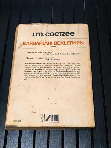 Barbarları Beklerken | J.M. Coetzee | Adam Yayınları