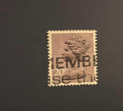 İngiltere Pulu - England Stamp - Postadan Geçmiş Pul Filateli - DAMGALI - KRALİÇE II. ELIZABETH TEMALI PUL, 20 PARA - YABANCI PULLAR - NOSTALJİK DOĞUM GÜNÜ HEDİYESİ