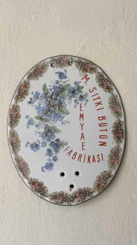 M.SITKI BÜTÜN EMAYE FABRİKASI TABELASI