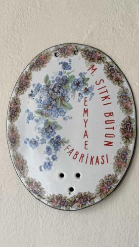 M.SITKI BÜTÜN EMAYE FABRİKASI TABELASI