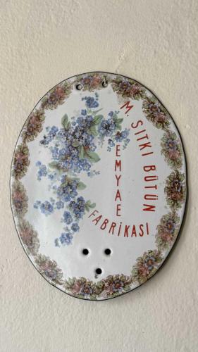 M.SITKI BÜTÜN EMAYE FABRİKASI TABELASI
