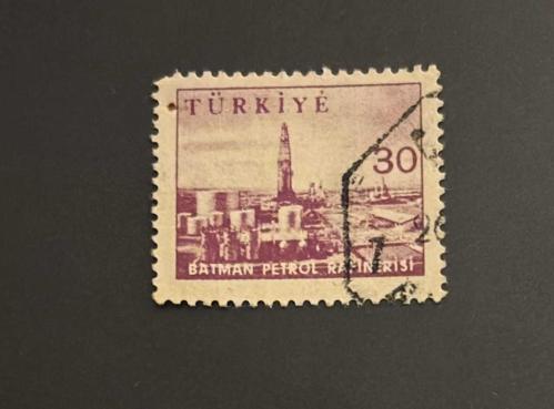 Türk Pulu - Turkish Stamp -  Postadan Geçmiş Pul Filateli - DAMGALI - BATMAN PETROL RAFİNERİSİ TEMALI PUL , 30 PARA - Türkiye Cumhuriyeti - NOSTALJİK DOĞUM GÜNÜ HEDİYESİ