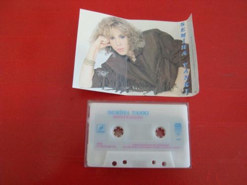SEMİHA YANKI SEVGİ ÜSTÜNE KASET