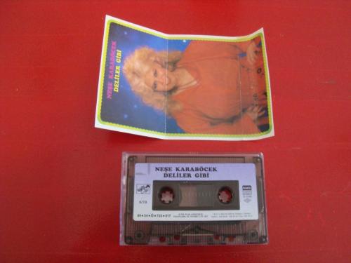 NEŞE KARABÖCEK DELİLER GİBİ İŞTE EYLE DÖNEM KASET (Açıklamayı Okuyunuz)