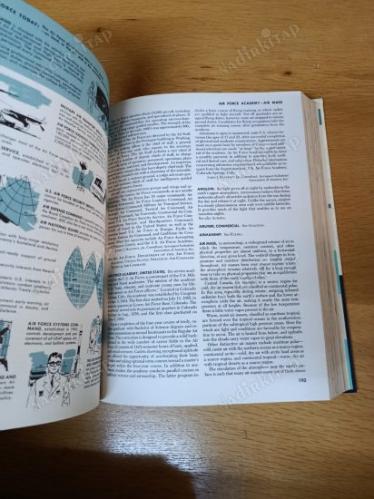grolier encyclopedia international - 20 cilt takım + 2 cilt new webster dictionary