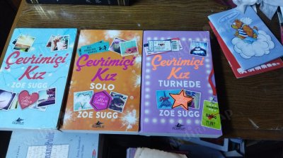 çevrimiçi kız- çevrimiçi kız turnede- çevrimiçi kız solo 3 kitap takım