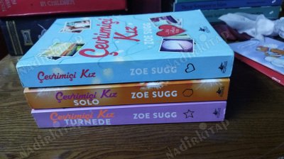 çevrimiçi kız- çevrimiçi kız turnede- çevrimiçi kız solo 3 kitap takım