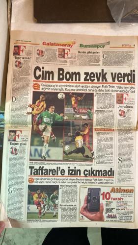 FANATİK SPOR GAZETESİ - TURKISH NEWSPAPER - DOĞUM GÜNÜ HEDİYESİ  - EKSİKSİZ TAM TAKIM GAZETE - 8 ŞUBAT 1999 - SAYI: 1177 - İSMET TONGO - OĞUZ DİZER - TURAN YÜCEL - METİN TÜKENMEZ - YALÇIN DUMER - CENGİZ KAPTAN - GERÇEK SPOR GAZETESİ - FANATİK - BU VATAN HEPİMİZİN - ARİF-HAGİ ASLAN BAŞTACI - YAŞLI KURT ŞOV YAPTI - CİM BOM’U HAGİ SIRTLADI - SOK TRABZON KOMADA - JUVENTUS 4-2 YENİLDİ LİPPİ KOVULDU - RECEP DURDU MURAT COŞTU - KALECİ ŞENOL FARKI ÖNLEDİ - KUL VE AKTÜRK İSTİFA ETTİLER - ALKIŞLAR HAGİ’YE - JESSY AFFETMEZ - TUGAY NEREDE - RESİM GİBİ GOLLER - DOĞUM GÜNÜ - TELEVOLE GECESİ - YİNE AYNI ŞARKI - HAGİ 12 GOLÜ ŞÜKÜR’Ü YAKALADI - HEPSİ DEVLEŞTİ - HAKAN’DAN ŞANSSIZLIK - GÜNÜN ADAMI HAGİ - KRALLIKTA GÖZÜM YOK - TUGAY’A MAKAS - TRABZONSPOR - GALATASARAY - FENERBAHÇE - BEŞİKTAŞ - KOCAELİSPOR - ALTAY - ADANASPOR - KARABÜKSPOR - BURSASPOR - ANTALYASPOR - SAKARYASPOR - ERZURUMSPOR - GENÇLERBİRLİĞİ - SAMSUNSPOR - ANKARAGÜCÜ - GALATASARAY 5-0 BURSASPOR - TRABZONSPOR 0-3 ALTAY - SAKARYASPOR 6-2 GA