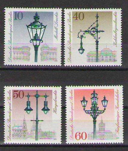 Almanya - Berlin - 1979  - Eski Sokak Lambaları Temalı Seri  - MNH