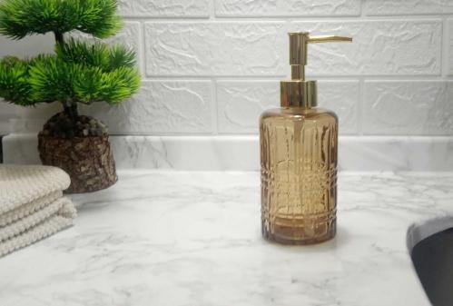 CAM SIVI SABUNLUK,KRİSTAL DESENLİ KAHVERENGİ 300ML BANYO SETİ   6,8X17,6CM