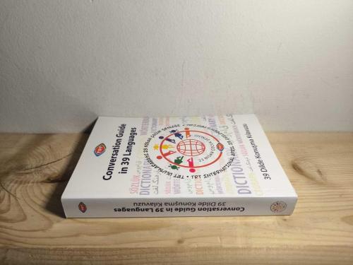 39 Dilde Konuşma Kılavuzu - Conversation Guide in 39 Languages