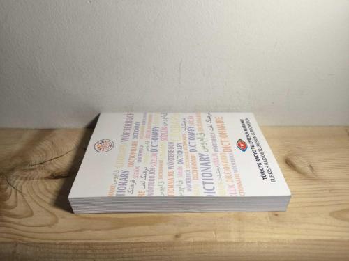 39 Dilde Konuşma Kılavuzu - Conversation Guide in 39 Languages