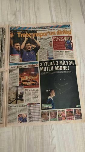 FOTOMAÇ SPOR GAZETESİ - TURKISH NEWSPAPER - DOĞUM GÜNÜ HEDİYESİ  - EKSİKSİZ TAM TAKIM GAZETE -2 EYLÜL 2002 PAZARTESİ  WASHINGTON - WERNER LORANT - OĞUZ ÇETİN - AZİZ YILDIRIM - HAKAN ŞÜKÜR - FATİH TERİM - HAKAN ÜNSAL - CHRISTIAN CORREA DIONISIO - FELİPE - ARİF ERDEM - ÜMİT KARAN - PASCAL NOUMA - DANIEL PANCU - TAYFUR HAVUTÇU - OSCAR CORDOBA - SERGEN YALÇIN - AHMET DURSUN - AHMET YILDIRIM - MİRCEA LUCESCU - İLHAN MANSIZ - YAŞAR YALÇIN - HAYDAR PINARCI - SÜLEYMAN GÜLTEKİN  FENERBAHÇE-DENİZLİSPOR 3-2 (WASHINGTON HAT-TRICK, SON DAKİKALARDA YENİLEN GOLLER, TRİBÜNLERİN ISLIĞI) - FENERBAHÇE’DE BARIŞ (LORANT-ÇETİN İKİLİSİ DEVAM, KRİZ ÇÖZÜLDÜ) - LORANT: “TARAFTAR İÇİN ÜZGÜNÜM, BİR DAHA OLMAYACAK” - FENERBAHÇE’DE TRANSFERDE SÜRPRİZ YOK (GUIGOU İDDİASI GERÇEKLEŞMEDİ, OCAK’A KADAR BEKLEME) - UEFA KUPASI’NDA RAKİP AIK SOLNA (DEFANS OYUNCUSU LUCIC LEEDS’E GİTTİ) - HAKAN ŞÜKÜR İŞSİZ (TERİM VETO ETTİ, 1 OCAK’A KADAR TAKIMSIZ) - GALATASARAY’DA GURUR VE ENDİŞE (9 OYUNCU MİLLİ TAKIMDA, TERİM: “LİGE VERİLE