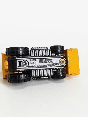 Hot Wheels Speed Dozer Diecast Model Araba
