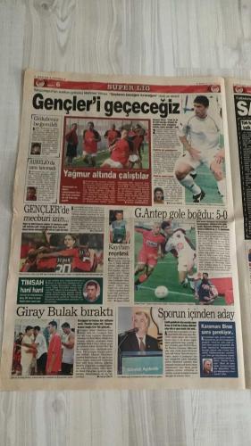 FOTOMAÇ SPOR GAZETESİ - TURKISH NEWSPAPER - DOĞUM GÜNÜ HEDİYESİ  - EKSİKSİZ TAM TAKIM GAZETE -8 EYLÜL 2002 PAZAR  ARİF ERDEM - SERHAT AKIN - MONDRAGON - FATİH TERİM - SERGIO - AYHAN AKMAN - BALİÇ - PINTO - FELİPE - SUAT KAYA - ERGÜN PENBE - BERKANT GÖKTAN - CORDOBA - ŞENOL GÜNEŞ - HASAN ŞAŞ - AZİZ YILDIRIM - WERNER LORANT - OĞUZ ÇETİN - WASHINGTON - RECEP - YUSUF - JOHNSON - CEM KARACA - SÜREYYA AYHAN - HARUN DOĞAN - YAŞAR YALÇIN - ERKAN K.  A MİLLİ TAKIM-SLOVAKYA 3-0 (ARİF’İN İKİ GOLÜ, SERHAT’IN AÇILIŞ GOLÜ, EURO 2004’E FIRTINA GİBİ BAŞLANGIÇ) - GECENİN YILDIZI ARİF - MONDRAGON: “TERİM’İN YERİ BAŞKA, BİZE AİLE BABASI GİBİ DAVRANIYOR” - TERİM’DEN SERT UYARI (SERGIO VE AYHAN’A: “FORMA YÜZÜ GÖREMEZSİNİZ”) - GALATASARAY PAF TAKIMI MAÇI 8-0 (CHRISTIAN 2, PINTO 2, BALİÇ 2, SUAT, FELİPE) - GALATASARAY’DA REVİR BOŞALIYOR (ERGÜN VE BERKANT İDMANA DÖNDÜ) - LOKOMOTİV MOSKOVA’DA ISMAILOV SAKAT (GALATASARAY MAÇINA YETİŞEMEYECEK) - CORDOBA: “ÇOK İYİ KALECİ, TÜRKÇE ÖĞRENİNCE KALİTESİNİ GÖSTERECEK” -