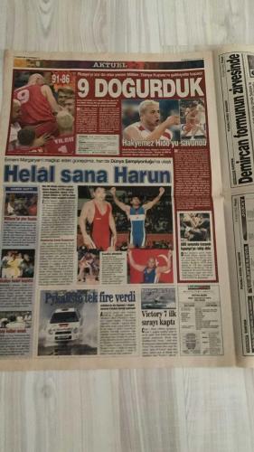 FOTOMAÇ SPOR GAZETESİ - TURKISH NEWSPAPER - DOĞUM GÜNÜ HEDİYESİ  - EKSİKSİZ TAM TAKIM GAZETE -8 EYLÜL 2002 PAZAR  ARİF ERDEM - SERHAT AKIN - MONDRAGON - FATİH TERİM - SERGIO - AYHAN AKMAN - BALİÇ - PINTO - FELİPE - SUAT KAYA - ERGÜN PENBE - BERKANT GÖKTAN - CORDOBA - ŞENOL GÜNEŞ - HASAN ŞAŞ - AZİZ YILDIRIM - WERNER LORANT - OĞUZ ÇETİN - WASHINGTON - RECEP - YUSUF - JOHNSON - CEM KARACA - SÜREYYA AYHAN - HARUN DOĞAN - YAŞAR YALÇIN - ERKAN K.  A MİLLİ TAKIM-SLOVAKYA 3-0 (ARİF’İN İKİ GOLÜ, SERHAT’IN AÇILIŞ GOLÜ, EURO 2004’E FIRTINA GİBİ BAŞLANGIÇ) - GECENİN YILDIZI ARİF - MONDRAGON: “TERİM’İN YERİ BAŞKA, BİZE AİLE BABASI GİBİ DAVRANIYOR” - TERİM’DEN SERT UYARI (SERGIO VE AYHAN’A: “FORMA YÜZÜ GÖREMEZSİNİZ”) - GALATASARAY PAF TAKIMI MAÇI 8-0 (CHRISTIAN 2, PINTO 2, BALİÇ 2, SUAT, FELİPE) - GALATASARAY’DA REVİR BOŞALIYOR (ERGÜN VE BERKANT İDMANA DÖNDÜ) - LOKOMOTİV MOSKOVA’DA ISMAILOV SAKAT (GALATASARAY MAÇINA YETİŞEMEYECEK) - CORDOBA: “ÇOK İYİ KALECİ, TÜRKÇE ÖĞRENİNCE KALİTESİNİ GÖSTERECEK” -
