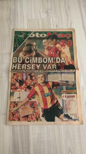 FOTOMAÇ SPOR GAZETESİ - TURKISH NEWSPAPER - DOĞUM GÜNÜ HEDİYESİ  - EKSİKSİZ TAM TAKIM GAZETE -14 EYLÜL 2002 CUMARTESİ  ARİF ERDEM - FELİPE - ALİ AYDIN - FATİH TERİM - WERNER LORANT - OĞUZ ÇETİN - ORTEGA - HAİM REVIVO - WASHINGTON - YUSUF ŞİMŞEK - CEYHUN - RAPAIC - HAKAN BAYRAKTAR - ALİ GÜNEŞ - JOHNSON - SERGEN YALÇIN - PASCAL NOUMA - OSCAR CORDOBA - AMARAL - AHMET DURSUN - AHMET YILDIRIM - MİRCEA LUCESCU - İLHAN MANSIZ - YILDIRIM DEMİRÖREN - YAŞAR YALÇIN - SÜLEYMAN GÜLTEKİN - ŞEVKİ ŞENLEN  GALATASARAY-KOCAELİSPOR 2-0 (ARİF VE FELİPE İLE 30 DAKİKADA MAÇ BİTTİ, CİMBOM YENİDEN LİDER) - ALİ AYDIN’A TRİBÜNDEN PROTESTO - FENERBAHÇE’DE LORANT ELEŞTİRİLERİN HEDEFİNDE (ORTEGA YEDEK, YILDIZLAR KÜSKÜN, “VARLIK İÇİNDE YOKLUK”) - FENERBAHÇE’DE TRANSFERLER OLAY OLDU (ORTEGA 22.5 MİLYON DOLAR, WASHINGTON 6 MİLYON DOLAR, YUSUF VE CEYHUN KENARDA) - LORANT’A TEPKİ: “YANLIŞ KADRO TERCİHLERİYLE TAKIMI ZİRVE YARIŞINDAN UZAKLAŞTIRIYOR” - GALATASARAY’DA TERİM: “AVRUPA’DA ZİRVEYİ HEDEFLİYORUZ” - BEŞİKTAŞ’TA L