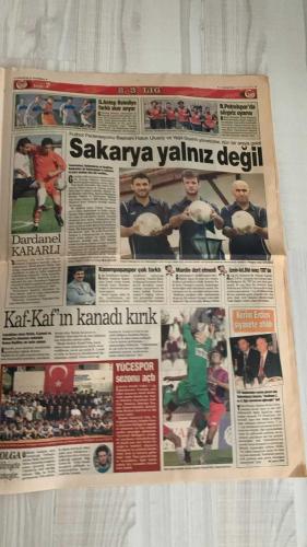 FOTOMAÇ SPOR GAZETESİ - TURKISH NEWSPAPER - DOĞUM GÜNÜ HEDİYESİ  - EKSİKSİZ TAM TAKIM GAZETE -14 EYLÜL 2002 CUMARTESİ  ARİF ERDEM - FELİPE - ALİ AYDIN - FATİH TERİM - WERNER LORANT - OĞUZ ÇETİN - ORTEGA - HAİM REVIVO - WASHINGTON - YUSUF ŞİMŞEK - CEYHUN - RAPAIC - HAKAN BAYRAKTAR - ALİ GÜNEŞ - JOHNSON - SERGEN YALÇIN - PASCAL NOUMA - OSCAR CORDOBA - AMARAL - AHMET DURSUN - AHMET YILDIRIM - MİRCEA LUCESCU - İLHAN MANSIZ - YILDIRIM DEMİRÖREN - YAŞAR YALÇIN - SÜLEYMAN GÜLTEKİN - ŞEVKİ ŞENLEN  GALATASARAY-KOCAELİSPOR 2-0 (ARİF VE FELİPE İLE 30 DAKİKADA MAÇ BİTTİ, CİMBOM YENİDEN LİDER) - ALİ AYDIN’A TRİBÜNDEN PROTESTO - FENERBAHÇE’DE LORANT ELEŞTİRİLERİN HEDEFİNDE (ORTEGA YEDEK, YILDIZLAR KÜSKÜN, “VARLIK İÇİNDE YOKLUK”) - FENERBAHÇE’DE TRANSFERLER OLAY OLDU (ORTEGA 22.5 MİLYON DOLAR, WASHINGTON 6 MİLYON DOLAR, YUSUF VE CEYHUN KENARDA) - LORANT’A TEPKİ: “YANLIŞ KADRO TERCİHLERİYLE TAKIMI ZİRVE YARIŞINDAN UZAKLAŞTIRIYOR” - GALATASARAY’DA TERİM: “AVRUPA’DA ZİRVEYİ HEDEFLİYORUZ” - BEŞİKTAŞ’TA L