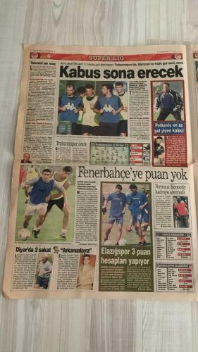 FOTOMAÇ SPOR GAZETESİ - TURKISH NEWSPAPER - DOĞUM GÜNÜ HEDİYESİ  - EKSİKSİZ TAM TAKIM GAZETE -14 EYLÜL 2002 CUMARTESİ  ARİF ERDEM - FELİPE - ALİ AYDIN - FATİH TERİM - WERNER LORANT - OĞUZ ÇETİN - ORTEGA - HAİM REVIVO - WASHINGTON - YUSUF ŞİMŞEK - CEYHUN - RAPAIC - HAKAN BAYRAKTAR - ALİ GÜNEŞ - JOHNSON - SERGEN YALÇIN - PASCAL NOUMA - OSCAR CORDOBA - AMARAL - AHMET DURSUN - AHMET YILDIRIM - MİRCEA LUCESCU - İLHAN MANSIZ - YILDIRIM DEMİRÖREN - YAŞAR YALÇIN - SÜLEYMAN GÜLTEKİN - ŞEVKİ ŞENLEN  GALATASARAY-KOCAELİSPOR 2-0 (ARİF VE FELİPE İLE 30 DAKİKADA MAÇ BİTTİ, CİMBOM YENİDEN LİDER) - ALİ AYDIN’A TRİBÜNDEN PROTESTO - FENERBAHÇE’DE LORANT ELEŞTİRİLERİN HEDEFİNDE (ORTEGA YEDEK, YILDIZLAR KÜSKÜN, “VARLIK İÇİNDE YOKLUK”) - FENERBAHÇE’DE TRANSFERLER OLAY OLDU (ORTEGA 22.5 MİLYON DOLAR, WASHINGTON 6 MİLYON DOLAR, YUSUF VE CEYHUN KENARDA) - LORANT’A TEPKİ: “YANLIŞ KADRO TERCİHLERİYLE TAKIMI ZİRVE YARIŞINDAN UZAKLAŞTIRIYOR” - GALATASARAY’DA TERİM: “AVRUPA’DA ZİRVEYİ HEDEFLİYORUZ” - BEŞİKTAŞ’TA L