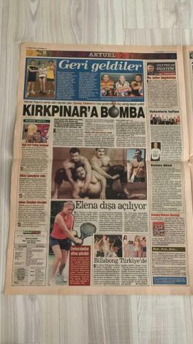FOTOMAÇ SPOR GAZETESİ - TURKISH NEWSPAPER - DOĞUM GÜNÜ HEDİYESİ  - EKSİKSİZ TAM TAKIM GAZETE -18 EYLÜL 2002 ÇARŞAMBA  FATİH TERİM - WERNER LORANT - OĞUZ ÇETİN - AZİZ YILDIRIM - ORTEGA - WASHINGTON - YUSUF ŞİMŞEK - CEYHUN - RAPAIC - ABDULLAH - OKTAY DERELİOĞLU - SERGEN YALÇIN - PASCAL NOUMA - OSCAR CORDOBA - AMARAL - AHMET DURSUN - AHMET YILDIRIM - MİRCEA LUCESCU - BÜLENT KORKMAZ - ERGÜN PENBE - HASAN ŞAŞ - BERKANT GÖKTAN - İBRAHİM KUTLUAY - DEMET ŞENER - YAŞAR YALÇIN - SÜLEYMAN GÜLTEKİN - NACİ TAMER  GALATASARAY ŞAMPİYONLAR LİGİ’NDE İLK MAÇINA ÇIKIYOR (LOKOMOTİV MOSKOVA DEPLASMANI, MAÇ SAAT 19.00, STAR TV) - TERİM: “MOSKOVA’DAN EN İYİ SKORLA DÖNECEĞİZ” - BERKANT SAKAT, KADRODA YOK - BUSACCA MAÇIN HAKEMİ - FENERBAHÇE’DE SOLNA MAÇI ÖNCESİ KRİTİK KADRO (YUSUF, ABDULLAH, OKTAY VE RAPAİÇ YOK; GENÇ ERMAN VE SEMİH KADRODA) - OĞUZ ÇETİN: “BEN İMPARATORUM, 1 NUMARA OLACAĞIM” (ATV’DE AÇIKLAMALAR, TARAFTARLARDAN TAM NOT) - PASCAL NOUMA: “BENİMLE UĞRAŞMAK TEHLİKELİ OLABİLİR” (GAZETECİLERE GÖZDAĞI)