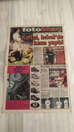 FOTOMAÇ SPOR GAZETESİ - TURKISH NEWSPAPER - DOĞUM GÜNÜ HEDİYESİ  - EKSİKSİZ TAM TAKIM GAZETE -20 EYLÜL 2002 CUMA  FATİH TERİM - WERNER LORANT - OĞUZ ÇETİN - AZİZ YILDIRIM - ORTEGA - WASHINGTON - YUSUF ŞİMŞEK - CEYHUN - RAPAIC - ABDULLAH - OKTAY DERELİOĞLU - SERGEN YALÇIN - PASCAL NOUMA - OSCAR CORDOBA - AMARAL - AHMET DURSUN - AHMET YILDIRIM - MİRCEA LUCESCU - BÜLENT KORKMAZ - ERGÜN PENBE - HASAN ŞAŞ - BERKANT GÖKTAN - VAHAP HACIOĞLU - MUSTAFA YALÇIN - BAHADIR BEYARSLAN - İLKER ATEŞ  FENERBAHÇE-AIK SOLNA 3-3 (İLK 45 DAKİKADA FIRTINA GİBİ, REVIVO, JOHNSON VE STEVIC’İN GOLLERİYLE 3-0, İKİNCİ YARIDA ÇÖKÜŞ VE BERABERLİK) - BEŞİKTAŞ-SARAJEVO 2-2 (PANCU VE AHMET DURSUN İLE 2-0, İKİNCİ YARIDA İKİ GOL YENİLDİ, TUR UMUDU ZORA GİRDİ) - CORDOBA ISLIKLANDI (İKİ ŞUTTA İKİ GOL, TARAFTAR TEPKİSİ) - BEŞİKTAŞ’IN AVRUPA KAZALARI (ROŞU, MALMÖ, AUXERRE, VALERENGA ÖRNEKLERİ, “BU KEZ OLMAYACAK” SÖZÜ) - LUCESCU: “6-0 BİTECEK MAÇI KAZANAMADIK” - BOSNAK TEKNİK DİREKTÖR MUSCEMIC: “MAHALLE TAKIMI DİYORLAR, AMA S