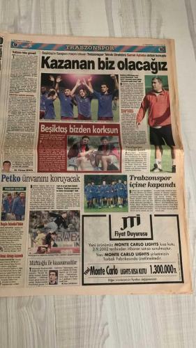FOTOMAÇ SPOR GAZETESİ - TURKISH NEWSPAPER - DOĞUM GÜNÜ HEDİYESİ  - EKSİKSİZ TAM TAKIM GAZETE -21 EYLÜL 2002 CUMARTESİ  İLHAN MANSIZ - AZİZ YILDIRIM - WERNER LORANT - OĞUZ ÇETİN - ORTEGA - WASHINGTON - YUSUF ŞİMŞEK - CEYHUN - RAPAIC - ABDULLAH - OKTAY DERELİOĞLU - SERGEN YALÇIN - PASCAL NOUMA - OSCAR CORDOBA - AMARAL - AHMET DURSUN - AHMET YILDIRIM - MİRCEA LUCESCU - BÜLENT KORKMAZ - ERGÜN PENBE - HASAN ŞAŞ - BERKANT GÖKTAN - JURGEN TOFT - NİHAT ÖZDEMİR - HALDUN DOMAÇ - HASAN ŞAHİN - VAHAP HACIOĞLU  İLHAN MANSIZ: “DOKTOR KURBANIYIM” (ÜST ÜSTE ÜÇÜNCÜ AMELİYAT, SAĞ DİZİNDE İKİNCİ YIRTIK GÖRÜLMEMİŞ, MENİSKÜS PROBLEMİ) - İLHAN: “FUTBOLU ÇOK ÖZLEDİM, 10 GÜN SONRA TAKIMLA ÇALIŞMALARA BAŞLAYACAĞIM” - JURGEN TOFT: “İLHAN’IN HİÇBİR SUÇU YOK, İLK AMELİYATTA İKİNCİ YIRTIK GÖRÜLMEMİŞ” - LAİLA GECE KULÜBÜ POLEMİĞİ (İLHAN: “DEĞNEKLERLE GİTMEM ABARTILDI, BEN DE NORMAL BİR İNSANIM”) - FENERBAHÇE’DE LORANT KRİZİ (SOLNA MAÇI 3-3, YÖNETİM OPERASYONU GECİKTİRİYOR, BERABERLİKLERDEN TUR ÇIKMAMIŞ) - AZİZ YILD