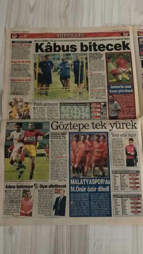 FOTOMAÇ SPOR GAZETESİ - TURKISH NEWSPAPER - DOĞUM GÜNÜ HEDİYESİ  - EKSİKSİZ TAM TAKIM GAZETE -28 EYLÜL 2002 CUMARTESİ  FATİH TERİM - WERNER LORANT - OĞUZ ÇETİN - AZİZ YILDIRIM - ORTEGA - WASHINGTON - YUSUF ŞİMŞEK - CEYHUN - RAPAIC - ABDULLAH - OKTAY DERELİOĞLU - SERGEN YALÇIN - PASCAL NOUMA - OSCAR CORDOBA - AMARAL - AHMET DURSUN - AHMET YILDIRIM - MİRCEA LUCESCU - ÜMİT KARAN - BÜLENT KORKMAZ - ÜMİT DAVALA - HASAN ŞAŞ - BERKANT GÖKTAN - REVIVO - STEVIC - RÜŞTÜ REÇBER - MUSTAFA DOĞAN - YILDIRIM ÜNVERDİ - HALDUN DOMAÇ - VAHAP HACIOĞLU - SÜLEYMAN GÜLTEKİN  GALATASARAY-İSTANBULSPOR 2-0 (BÜLENT KORKMAZ VE ÜMİT KARAN’IN GOLLERİYLE GALİBİYET, ARİF VE FELİPE KULÜBEDE) - TERİM: “TESLİMİYETÇİ RUH YOK, YILDIZLARI KESİYOR” - GALATASARAY FENERBAHÇE’NİN REKORUNA YAKLAŞIYOR - FENERBAHÇE’DE LORANT’A YÖNETİMDEN DESTEK (YILDIRIM: “SENİN ARKANDAYIZ”) - FENERBAHÇE’DE OCAK AYI TRANSFER HAREKETLİLİĞİ (RÜŞTÜ, MUSTAFA, REVIVO VE ÜMİT KALACAK; CEYHUN, ABDULLAH, YUSUF, OKTAY AYRILABİLİR) - RAPAİÇ: “HAKKIMI İSTİ