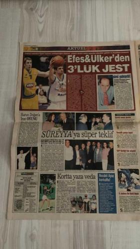 FOTOMAÇ SPOR GAZETESİ - TURKISH NEWSPAPER - DOĞUM GÜNÜ HEDİYESİ  - EKSİKSİZ TAM TAKIM GAZETE -28 EYLÜL 2002 CUMARTESİ  FATİH TERİM - WERNER LORANT - OĞUZ ÇETİN - AZİZ YILDIRIM - ORTEGA - WASHINGTON - YUSUF ŞİMŞEK - CEYHUN - RAPAIC - ABDULLAH - OKTAY DERELİOĞLU - SERGEN YALÇIN - PASCAL NOUMA - OSCAR CORDOBA - AMARAL - AHMET DURSUN - AHMET YILDIRIM - MİRCEA LUCESCU - ÜMİT KARAN - BÜLENT KORKMAZ - ÜMİT DAVALA - HASAN ŞAŞ - BERKANT GÖKTAN - REVIVO - STEVIC - RÜŞTÜ REÇBER - MUSTAFA DOĞAN - YILDIRIM ÜNVERDİ - HALDUN DOMAÇ - VAHAP HACIOĞLU - SÜLEYMAN GÜLTEKİN  GALATASARAY-İSTANBULSPOR 2-0 (BÜLENT KORKMAZ VE ÜMİT KARAN’IN GOLLERİYLE GALİBİYET, ARİF VE FELİPE KULÜBEDE) - TERİM: “TESLİMİYETÇİ RUH YOK, YILDIZLARI KESİYOR” - GALATASARAY FENERBAHÇE’NİN REKORUNA YAKLAŞIYOR - FENERBAHÇE’DE LORANT’A YÖNETİMDEN DESTEK (YILDIRIM: “SENİN ARKANDAYIZ”) - FENERBAHÇE’DE OCAK AYI TRANSFER HAREKETLİLİĞİ (RÜŞTÜ, MUSTAFA, REVIVO VE ÜMİT KALACAK; CEYHUN, ABDULLAH, YUSUF, OKTAY AYRILABİLİR) - RAPAİÇ: “HAKKIMI İSTİ