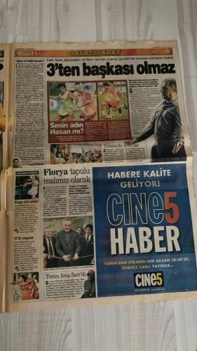 FOTOMAÇ SPOR GAZETESİ - TURKISH NEWSPAPER - DOĞUM GÜNÜ HEDİYESİ  - EKSİKSİZ TAM TAKIM GAZETE -29 EYLÜL 2002 PAZAR  FATİH TERİM - WERNER LORANT - OĞUZ ÇETİN - AZİZ YILDIRIM - ORTEGA - WASHINGTON - YUSUF ŞİMŞEK - CEYHUN - RAPAIC - ABDULLAH - OKTAY DERELİOĞLU - SERGEN YALÇIN - PASCAL NOUMA - OSCAR CORDOBA - AMARAL - AHMET DURSUN - ALİ EREN - AHMET YILDIRIM - MİRCEA LUCESCU - BÜLENT KORKMAZ - ÜMİT KARAN - ÜMİT DAVALA - HASAN ŞAŞ - BERKANT GÖKTAN - ELVIR BALİÇ - LUIS ENRIQUE - PATRICK KLUIVERT - VAHAP HACIOĞLU - SÜLEYMAN GÜLTEKİN - HAYDAR PINARCI - DENİZ DERİNSU  BEŞİKTAŞ-ANKARAGÜCÜ 1-0 (174 GÜNLÜK DEPLASMAN HASRETİ BİTTİ, GOL AHMET DURSUN’DAN, MAÇIN ADAMI ALİ EREN) - CORDOBA BAŞARILI, PANCU İLE AHMET DURSUN UYUMLU - GALATASARAY-İSTANBULSPOR 2-0 (BÜLENT VE ÜMİT KARAN’IN GOLLERİYLE GALİBİYET, ARİF VE FELİPE KULÜBEDE) - HASAN ŞAŞ: “AKLIM KARİŞIK DEĞİL, SADECE YORGUNUM” - TERİM HASAN’I KENARA ALDI, HATALARINI ANINDA UYARDI - BATISTA ORTA SAHADA İSTİKRAR SEMBOLÜ - ELVIR BALİÇ İSTANBULSPOR MAÇIN