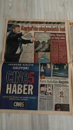 FOTOMAÇ SPOR GAZETESİ - TURKISH NEWSPAPER - DOĞUM GÜNÜ HEDİYESİ  - EKSİKSİZ TAM TAKIM GAZETE -30 EYLÜL 2002 PAZARTESİ  FATİH TERİM - WERNER LORANT - OĞUZ ÇETİN - AZİZ YILDIRIM - ORTEGA - WASHINGTON - YUSUF ŞİMŞEK - CEYHUN - RAPAIC - ABDULLAH - OKTAY DERELİOĞLU - SERGEN YALÇIN - PASCAL NOUMA - OSCAR CORDOBA - AMARAL - AHMET DURSUN - AHMET YILDIRIM - MİRCEA LUCESCU - ÜMİT KARAN - BÜLENT KORKMAZ - ÜMİT DAVALA - HASAN ŞAŞ - BERKANT GÖKTAN - ELVIR BALİÇ - MONDRAGON - BATISTA - HAKAN ÜNSAL - YAŞAR YALÇIN - SÜLEYMAN GÜLTEKİN - VAHAP HACIOĞLU - GÖKMEN ÖZDENAK  FENERBAHÇE-ELAZIĞSPOR 4-2 (GOLLER JOHNSON 2, ORTEGA VE GENÇ TUNCAY’DAN, HAKEM İSMET ARZUMAN PENALTI VERMEDİ, TRİBÜNLER ÇILDIRDI) - GALATASARAY’DA BRUGGE MAÇI ÖNCESİ HAZIRLIKLAR (TERİM: “HER ŞEYE YENİDEN BAŞLAMAK İÇİN ÇOK ÖNEMLİ”) - ELVIR BALİÇ İSTANBULSPOR MAÇINDA PARLADI (KORNERDEN GOL PASI, TERİM: “ÇOK ÇALIŞIYOR”) - ÜMİT KARAN: “BRUGGE MAÇINDA GOL ATACAĞIM” - BATISTA VE MONDRAGON TERİM’İN VAZGEÇİLMEZLERİ (8 MAÇTA 90 DAKİKA) - HAKAN ÜNS