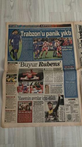 FOTOMAÇ SPOR GAZETESİ - TURKISH NEWSPAPER - DOĞUM GÜNÜ HEDİYESİ  - EKSİKSİZ TAM TAKIM GAZETE -30 EYLÜL 2002 PAZARTESİ  FATİH TERİM - WERNER LORANT - OĞUZ ÇETİN - AZİZ YILDIRIM - ORTEGA - WASHINGTON - YUSUF ŞİMŞEK - CEYHUN - RAPAIC - ABDULLAH - OKTAY DERELİOĞLU - SERGEN YALÇIN - PASCAL NOUMA - OSCAR CORDOBA - AMARAL - AHMET DURSUN - AHMET YILDIRIM - MİRCEA LUCESCU - ÜMİT KARAN - BÜLENT KORKMAZ - ÜMİT DAVALA - HASAN ŞAŞ - BERKANT GÖKTAN - ELVIR BALİÇ - MONDRAGON - BATISTA - HAKAN ÜNSAL - YAŞAR YALÇIN - SÜLEYMAN GÜLTEKİN - VAHAP HACIOĞLU - GÖKMEN ÖZDENAK  FENERBAHÇE-ELAZIĞSPOR 4-2 (GOLLER JOHNSON 2, ORTEGA VE GENÇ TUNCAY’DAN, HAKEM İSMET ARZUMAN PENALTI VERMEDİ, TRİBÜNLER ÇILDIRDI) - GALATASARAY’DA BRUGGE MAÇI ÖNCESİ HAZIRLIKLAR (TERİM: “HER ŞEYE YENİDEN BAŞLAMAK İÇİN ÇOK ÖNEMLİ”) - ELVIR BALİÇ İSTANBULSPOR MAÇINDA PARLADI (KORNERDEN GOL PASI, TERİM: “ÇOK ÇALIŞIYOR”) - ÜMİT KARAN: “BRUGGE MAÇINDA GOL ATACAĞIM” - BATISTA VE MONDRAGON TERİM’İN VAZGEÇİLMEZLERİ (8 MAÇTA 90 DAKİKA) - HAKAN ÜNS