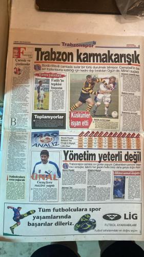 FANATİK SPOR GAZETESİ - TURKISH NEWSPAPER - DOĞUM GÜNÜ HEDİYESİ  - EKSİKSİZ TAM TAKIM GAZETE - 1 MART 1999 - SAYI: 1198 - İSMET TONGO - OSMAN TANBURACI - METİN TÜKENMEZ - YALÇIN DUMER - MEHMET YILMAZ - NECİL ÜLGEN - CAN UYGUR - NECATİ BİLGİÇ - ENGİN VEREL - CEMİL TURAN - EROL DEMİRKOL - RAHMAN SAĞIROĞLU - BÜNYAMİN OSMAN - GERÇEK SPOR GAZETESİ - FANATİK - BU VATAN HEPİMİZİN - ASLAN DADAŞ’I BURAK’LA VURDU - İSTANBUL BERABERLİĞİNİ TELAFİ ETTİ - KORKU DAĞLARI BEKLEMEDİ - PALANDÖKEN’DE DÖKÜLDÜLER - HAKAN’I ANLAMAK - KAZASIZ BELASIZ - FENER ZİRVEDEN DÜŞTÜ - ÇULCU’NUN BERABERLİĞİ - ZORLU HAFTALARIN İKİNCİSİ - TEKMEYİ VURDU ATILDI - FENER ERİYOR - KANARYA’YA YAKIŞMADI - BEKLENMEYEN SONUÇ - BU FUTBOLLA BU KADAR - TRABZONSPOR’DA KARA BULUTLAR - VANSpor ZİRVEYE KURULDU - TÜRKİYE JOKEY KULÜBÜ’NÜN YENİ BAŞKANI Ö.FARUK GİRGİN - ASLAN’A DUR DURAK YOK - ÇIKARIN HEMEN O KRAMPONLARI - TAFFAREL KALESİNDE DEVLEŞTİ - BÜLENT LİBERO OLDU - ERGÜN ŞANSI KULLANAMADI - ARİF VASATI AŞAMADI - KAZANMA ARZUSU TÜKENM