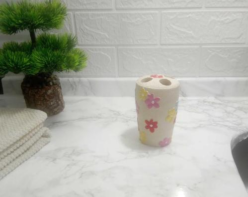 DİŞ FIRÇALIK RENKLİ PAPATYALI POLİRESİN 5X5X11CM BANYO SETİ